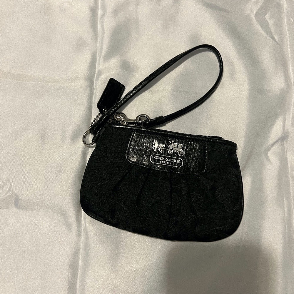 Coach Signature Black Wristlet